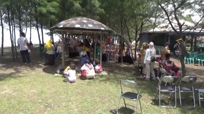 Pulau Cemara, Surga Wisata Tersembunyi di Brebes