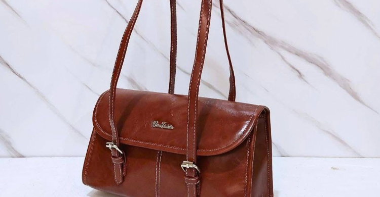 Biru Tsabita Kembangkan Usaha Tas dan Dompet Wanita
