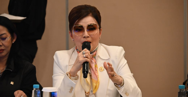 Christiany Paruntu: Defisit Neraca Perdagangan Jadi Momentum